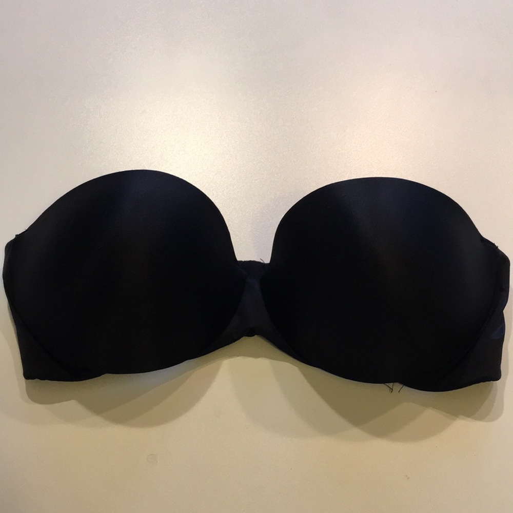 Strapless bra with underwire, boning, and push-up